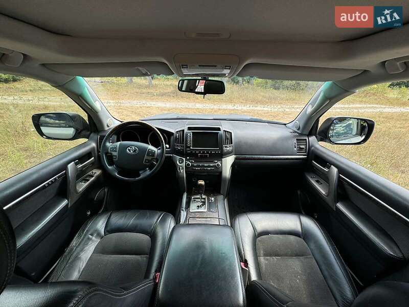 Внедорожник / Кроссовер Toyota Land Cruiser 2008 в Полтаве фото 8 Внедорожник / Кроссовер Toyota Land Cruiser 2008 в Полтаве