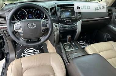 Внедорожник / Кроссовер Toyota Land Cruiser 2008 в 