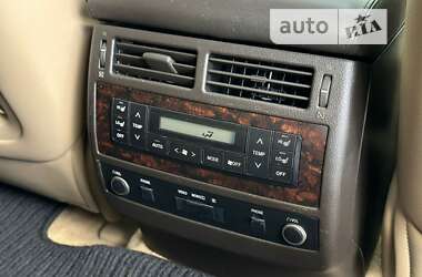 Внедорожник / Кроссовер Toyota Land Cruiser 2008 в 