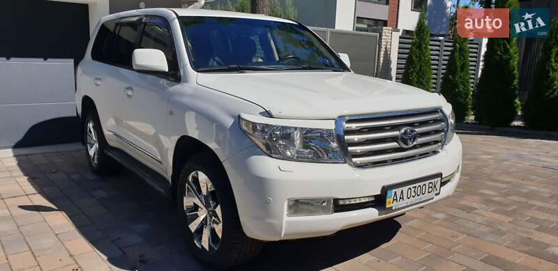 Внедорожник / Кроссовер Toyota Land Cruiser 2008 в Киеве
