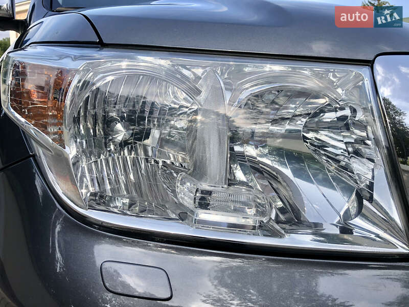 Внедорожник / Кроссовер Toyota Land Cruiser 2008 в Остроге фото 13 Внедорожник / Кроссовер Toyota Land Cruiser 2008 в Остроге