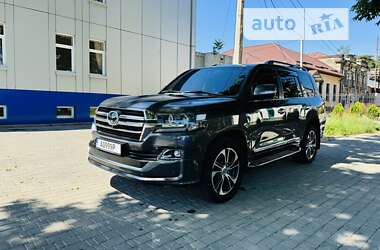 Позашляховик / Кросовер Toyota Land Cruiser 2020 в Миколаєві