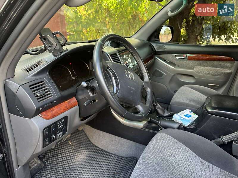Внедорожник / Кроссовер Toyota Land Cruiser 2008 в Кривом Роге фото 8 Внедорожник / Кроссовер Toyota Land Cruiser 2008 в Кривом Роге