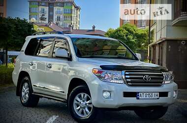 Позашляховик / Кросовер Toyota Land Cruiser 2010 в Івано-Франківську