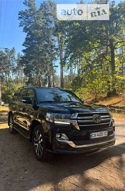 Внедорожник / Кроссовер Toyota Land Cruiser 2019 в Черкассах