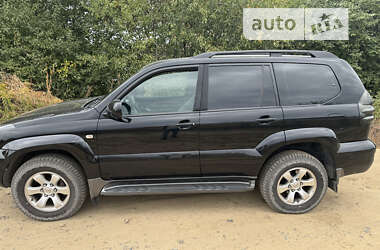 Позашляховик / Кросовер Toyota Land Cruiser 2006 в Луцьку