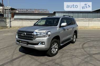 Внедорожник / Кроссовер Toyota Land Cruiser 2019 в Киеве