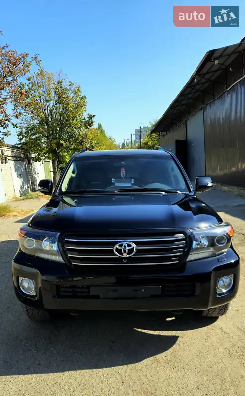 Toyota Land Cruiser