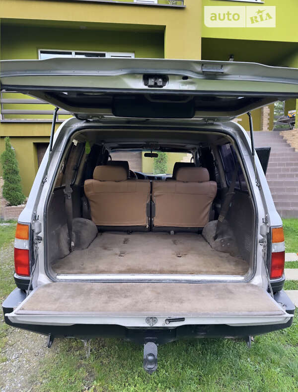 Позашляховик / Кросовер Toyota Land Cruiser 1997 в Лазещині