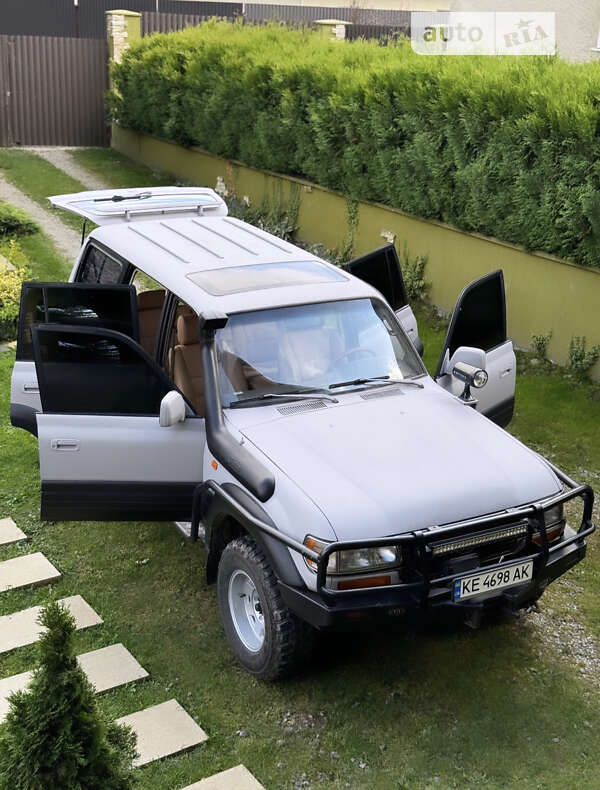 Позашляховик / Кросовер Toyota Land Cruiser 1997 в Лазещині