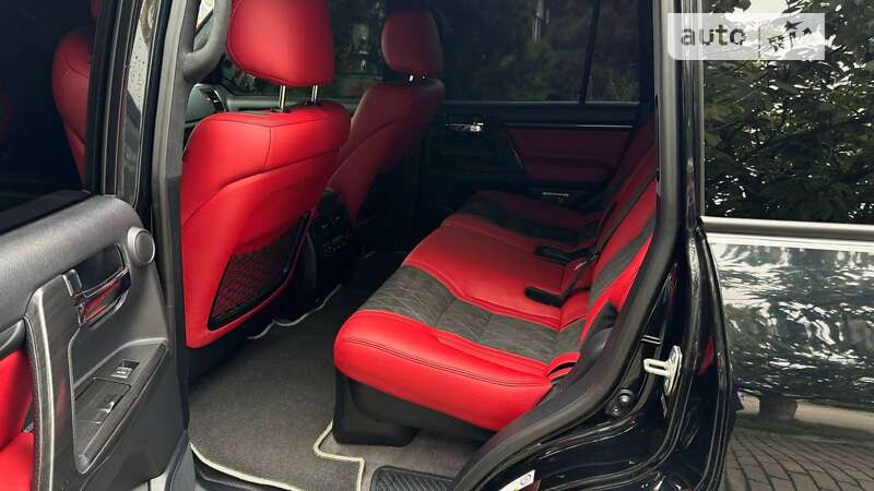 Позашляховик / Кросовер Toyota Land Cruiser 2013 в Ужгороді