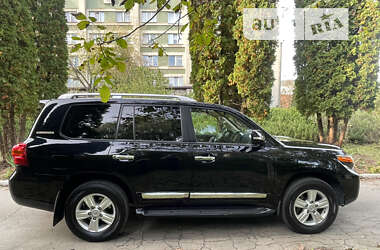 Внедорожник / Кроссовер Toyota Land Cruiser 2014 в Ровно