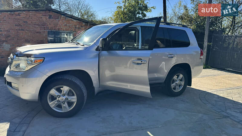 Внедорожник / Кроссовер Toyota Land Cruiser 2008 в Иршаве