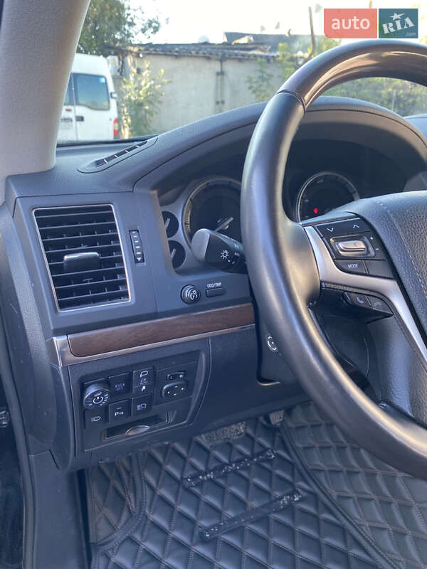 Внедорожник / Кроссовер Toyota Land Cruiser 2020 в Житомире фото 22 Внедорожник / Кроссовер Toyota Land Cruiser 2020 в Житомире