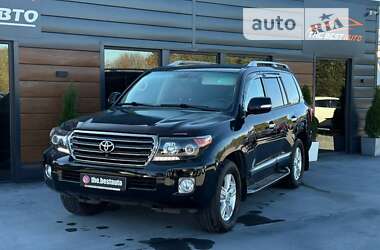 Позашляховик / Кросовер Toyota Land Cruiser 2015 в Рівному