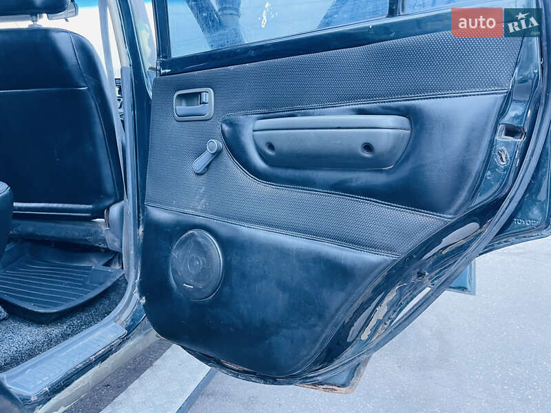 Внедорожник / Кроссовер Toyota Land Cruiser 1997 в Харькове