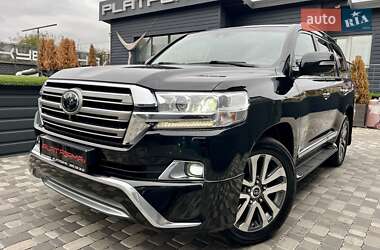 Внедорожник / Кроссовер Toyota Land Cruiser 2018 в Киеве