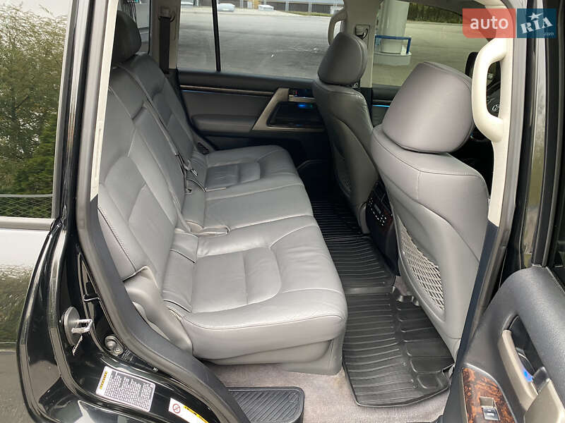 Внедорожник / Кроссовер Toyota Land Cruiser 2008 в Смеле