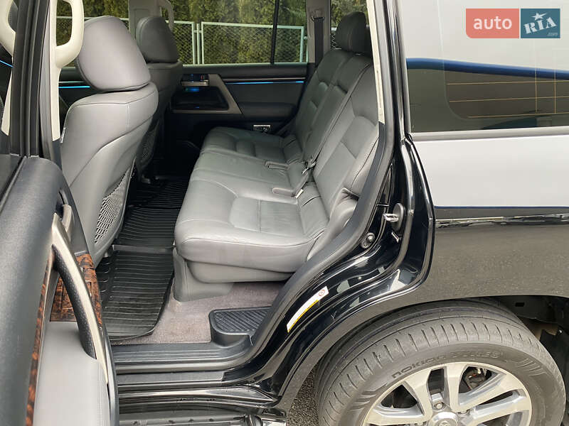 Внедорожник / Кроссовер Toyota Land Cruiser 2008 в Смеле