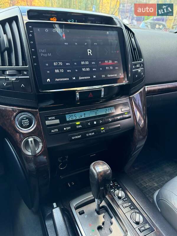 Внедорожник / Кроссовер Toyota Land Cruiser 2010 в Тернополе