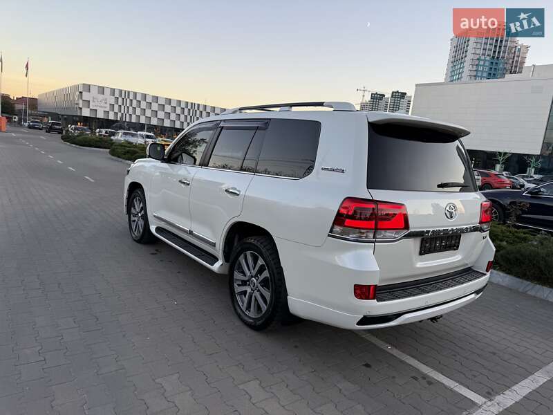 Внедорожник / Кроссовер Toyota Land Cruiser 2018 в Одессе фото 21 Внедорожник / Кроссовер Toyota Land Cruiser 2018 в Одессе