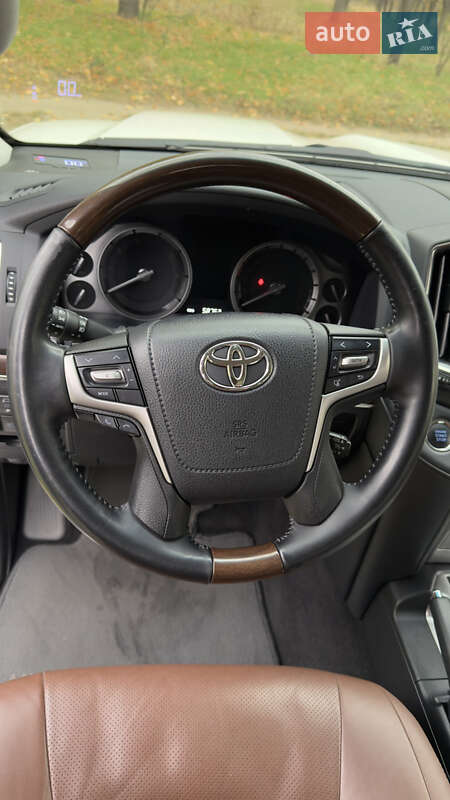 Внедорожник / Кроссовер Toyota Land Cruiser 2019 в Днепре