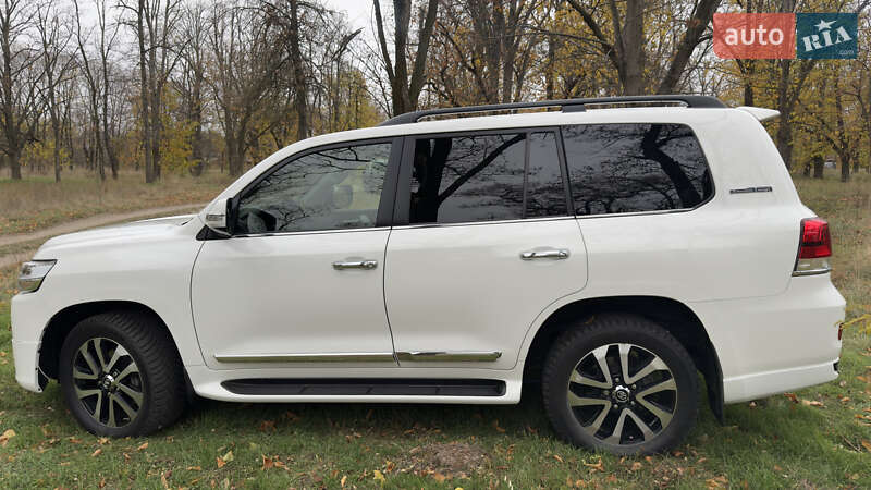 Внедорожник / Кроссовер Toyota Land Cruiser 2019 в Днепре