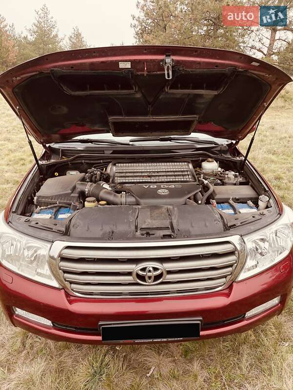 Внедорожник / Кроссовер Toyota Land Cruiser 2008 в Киеве