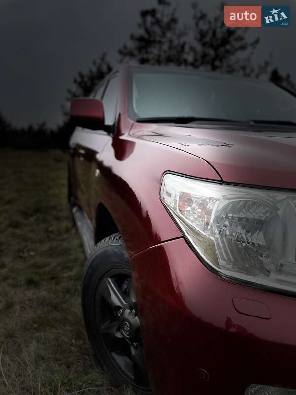 Внедорожник / Кроссовер Toyota Land Cruiser 2008 в Киеве