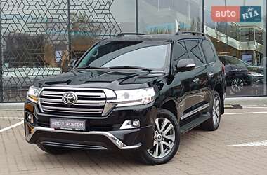 Внедорожник / Кроссовер Toyota Land Cruiser 2017 в Киеве