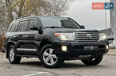 Позашляховик / Кросовер Toyota Land Cruiser 2014 в Києві