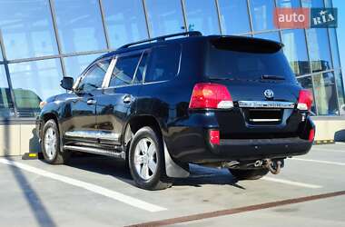 Внедорожник / Кроссовер Toyota Land Cruiser 2013 в Киеве