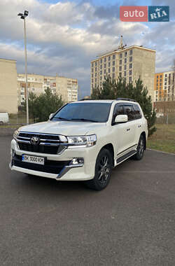 Внедорожник / Кроссовер Toyota Land Cruiser 2010 в Луцке