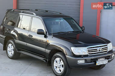 Позашляховик / Кросовер Toyota Land Cruiser 2006 в Борисполі