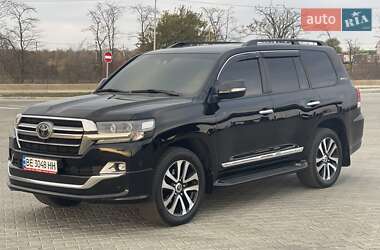 Внедорожник / Кроссовер Toyota Land Cruiser 2019 в Николаеве