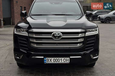 Внедорожник / Кроссовер Toyota Land Cruiser 2022 в Хмельницком