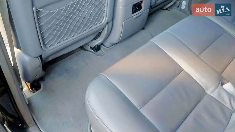 Позашляховик / Кросовер Toyota Land Cruiser 2003 в Києві