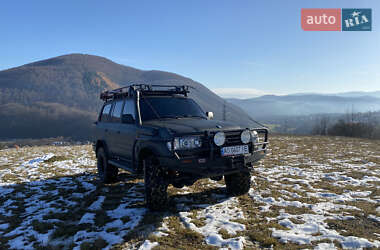 Позашляховик / Кросовер Toyota Land Cruiser 1996 в Сваляві