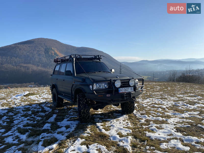 Toyota Land Cruiser 1996
