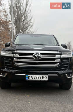 Внедорожник / Кроссовер Toyota Land Cruiser 2022 в Киеве