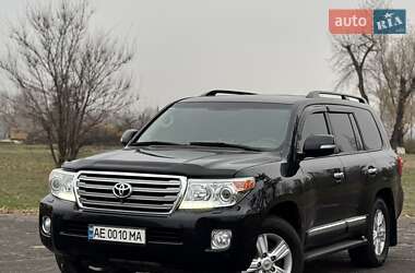 Позашляховик / Кросовер Toyota Land Cruiser 2013 в Дніпрі