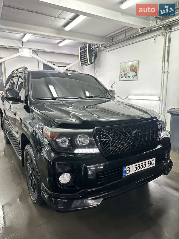 Внедорожник / Кроссовер Toyota Land Cruiser 2008 в 