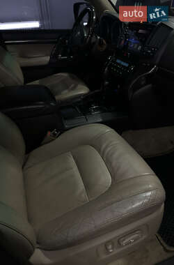 Внедорожник / Кроссовер Toyota Land Cruiser 2008 в 