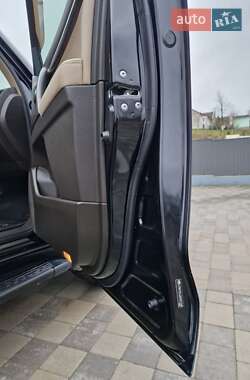 Внедорожник / Кроссовер Toyota Land Cruiser 2008 в 