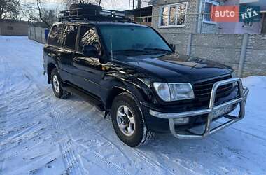 Позашляховик / Кросовер Toyota Land Cruiser 2001 в Полтаві