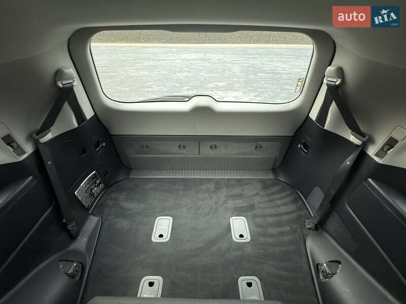 Внедорожник / Кроссовер Toyota Land Cruiser 2008 в Черновцах