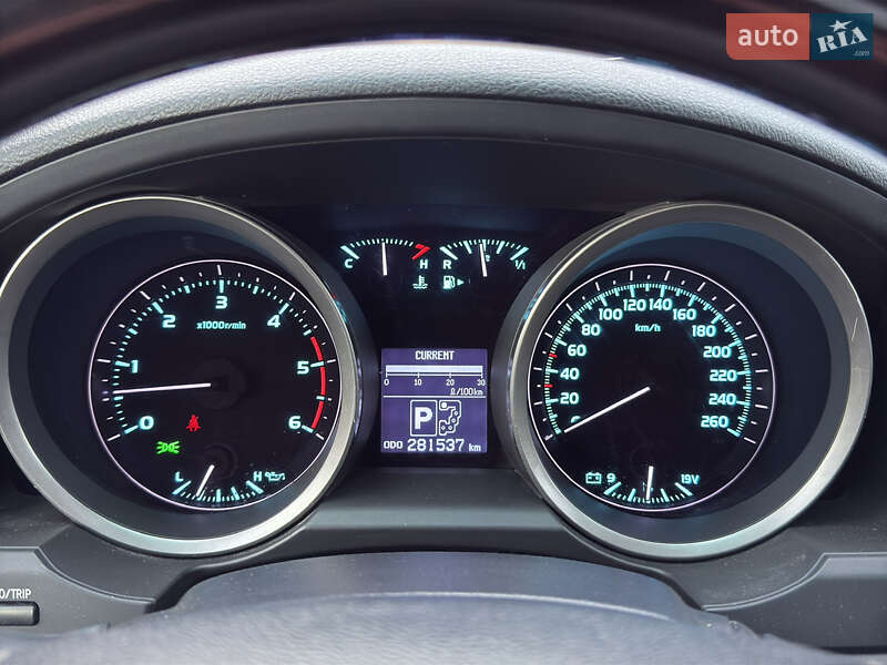 Внедорожник / Кроссовер Toyota Land Cruiser 2008 в Черновцах