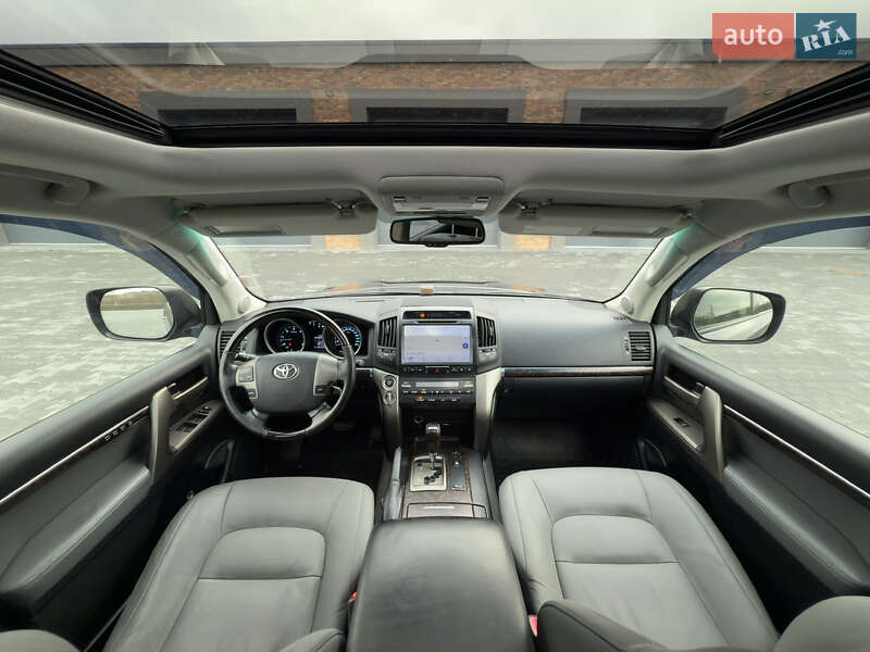 Внедорожник / Кроссовер Toyota Land Cruiser 2008 в Черновцах