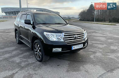 Позашляховик / Кросовер Toyota Land Cruiser 2011 в Львові