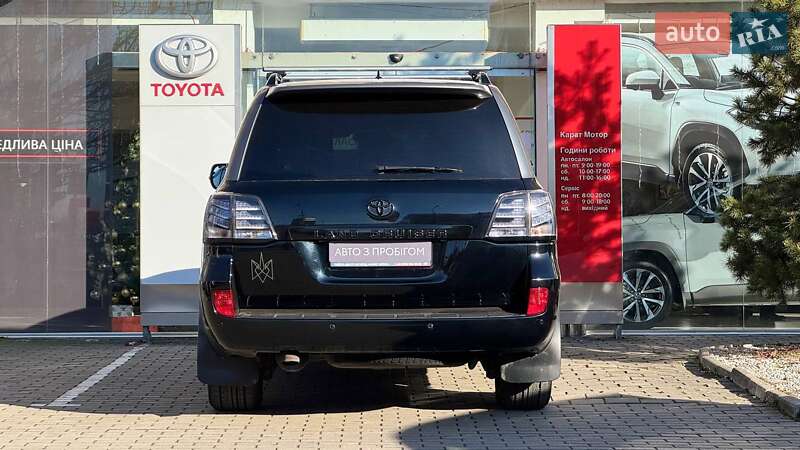 Позашляховик / Кросовер Toyota Land Cruiser 2013 в Ужгороді